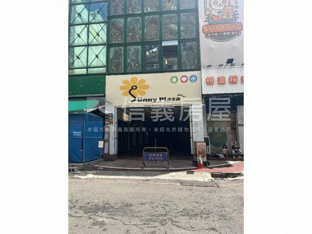 逢甲商圈金店面房屋室內格局與周邊環境