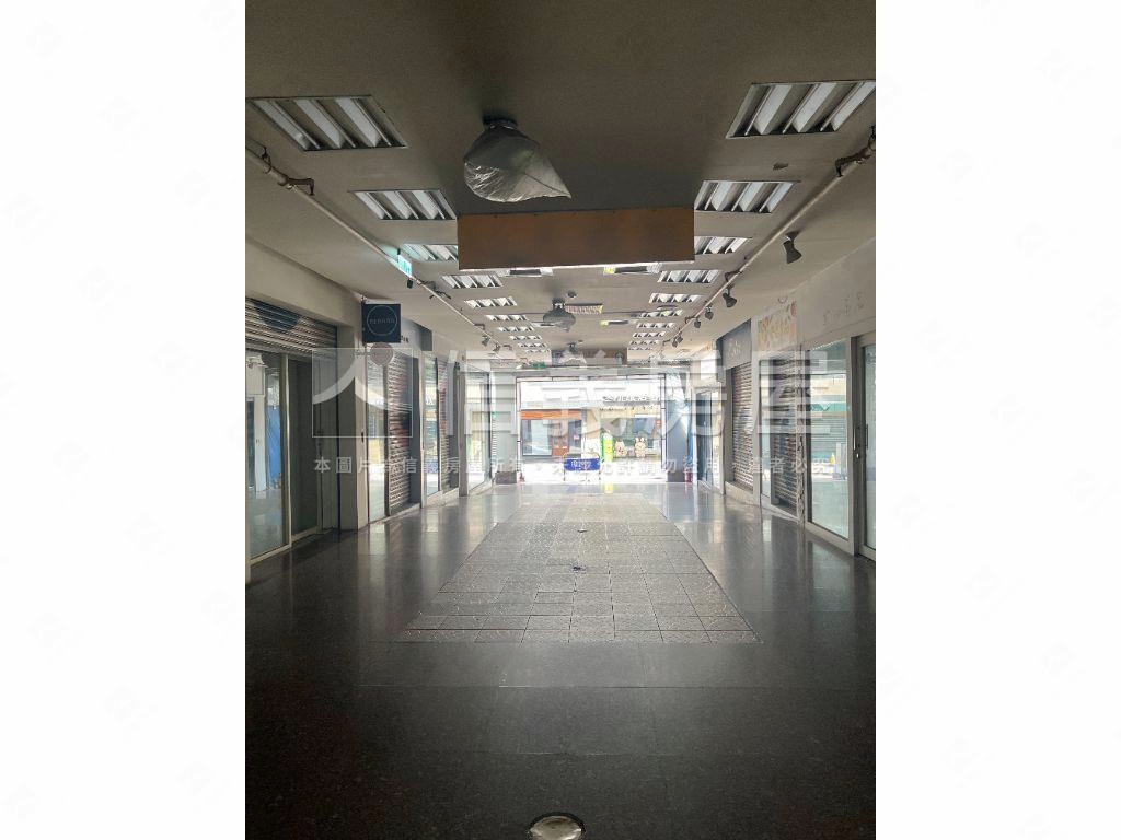 逢甲商圈金店面房屋室內格局與周邊環境