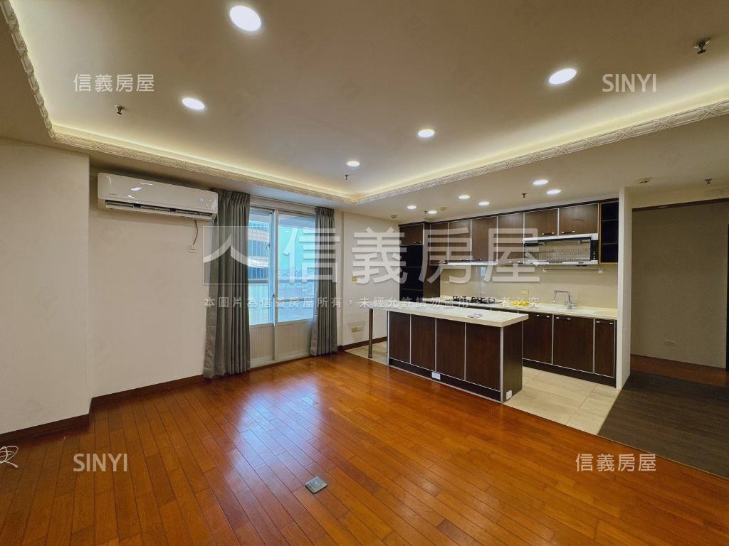 文化新世紀大兩房平車房屋室內格局與周邊環境