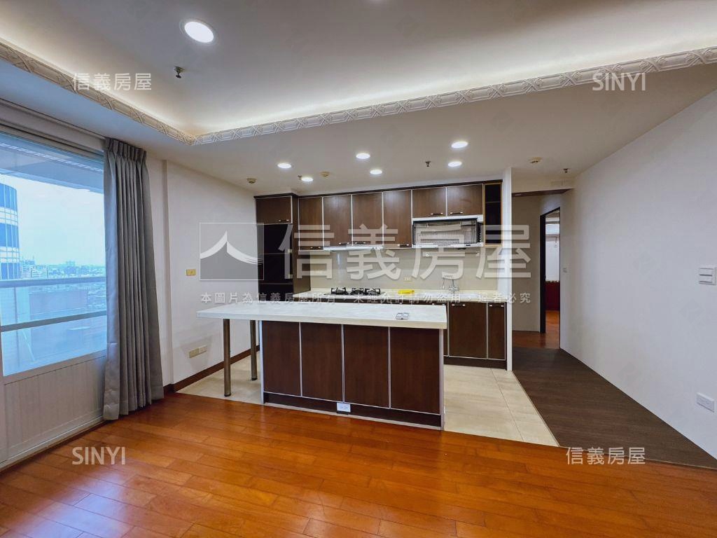 文化新世紀大兩房平車房屋室內格局與周邊環境