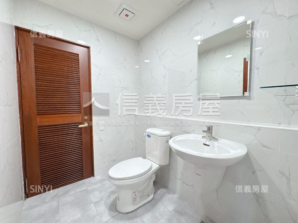 文化新世紀大兩房平車房屋室內格局與周邊環境