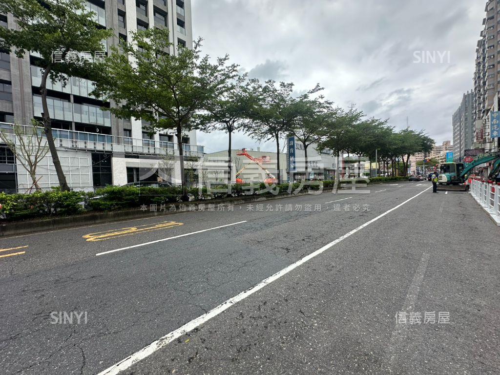 國泰磐耘｜Ａ３三房平車房屋室內格局與周邊環境
