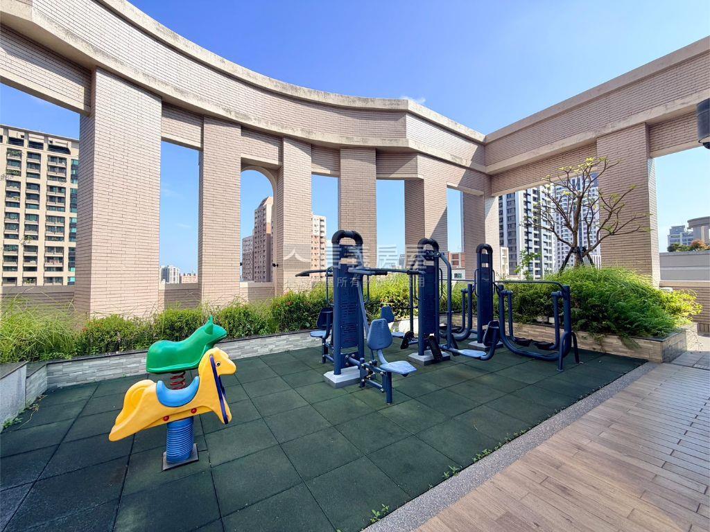 文川苑面公園高樓景觀平車房屋室內格局與周邊環境