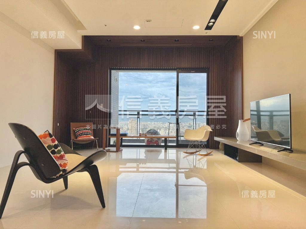 草悟道。國美。次頂樓房屋室內格局與周邊環境