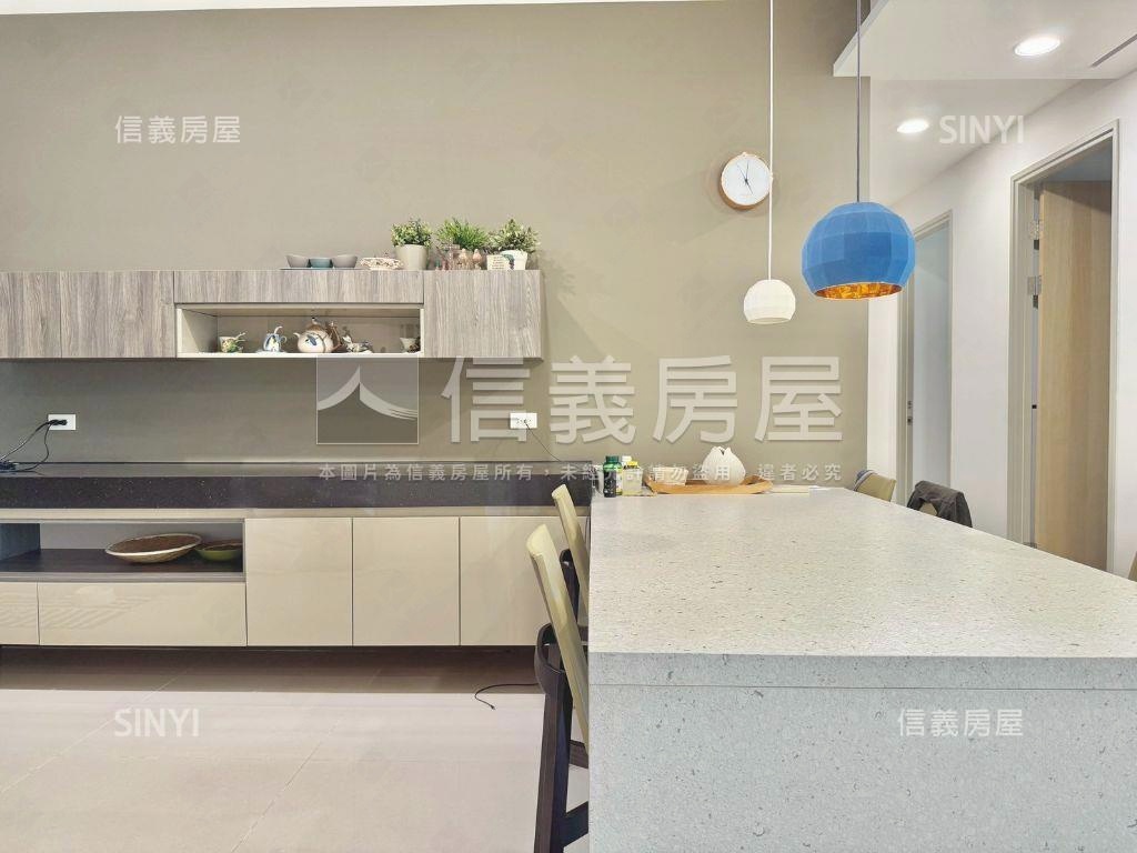 草悟道。國美。次頂樓房屋室內格局與周邊環境