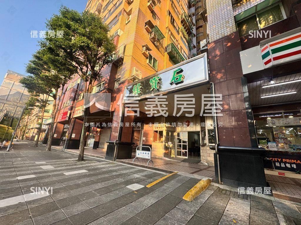 鑽石邊間三房★附坡平車位房屋室內格局與周邊環境