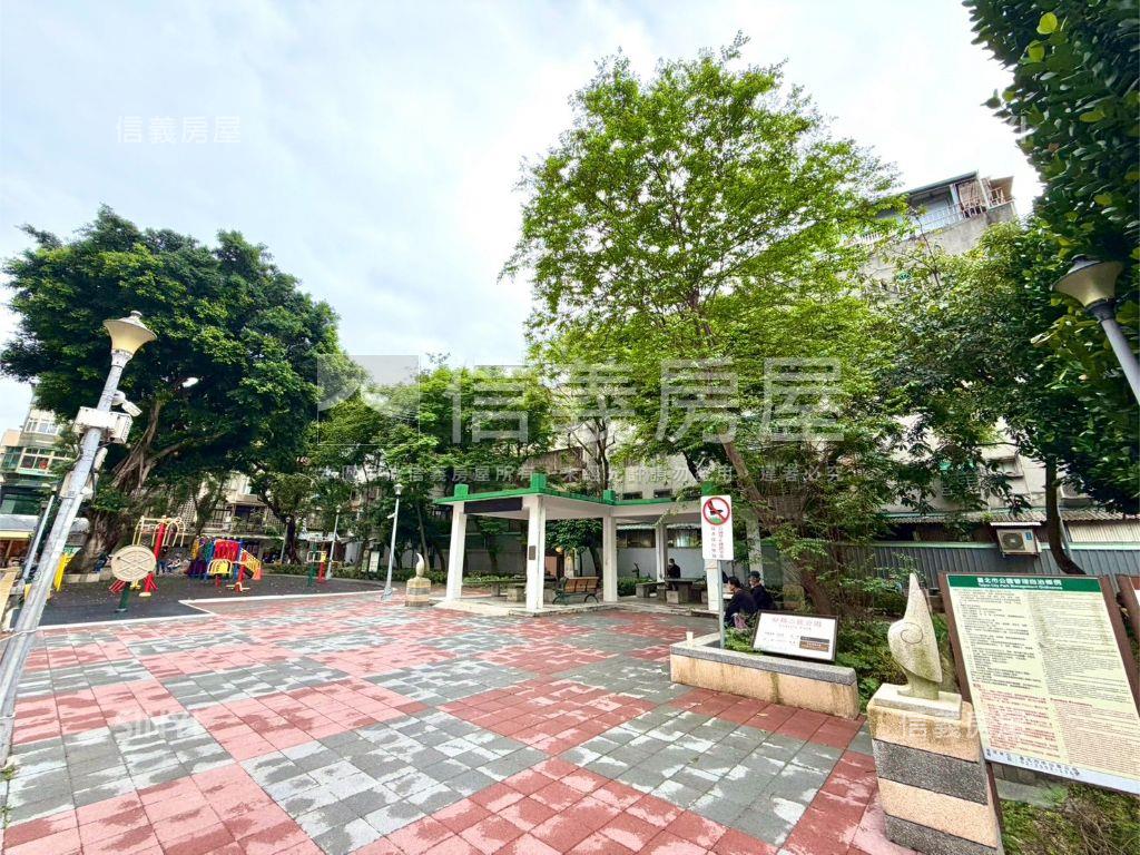 捷運行天宮‧三角窗金店面房屋室內格局與周邊環境