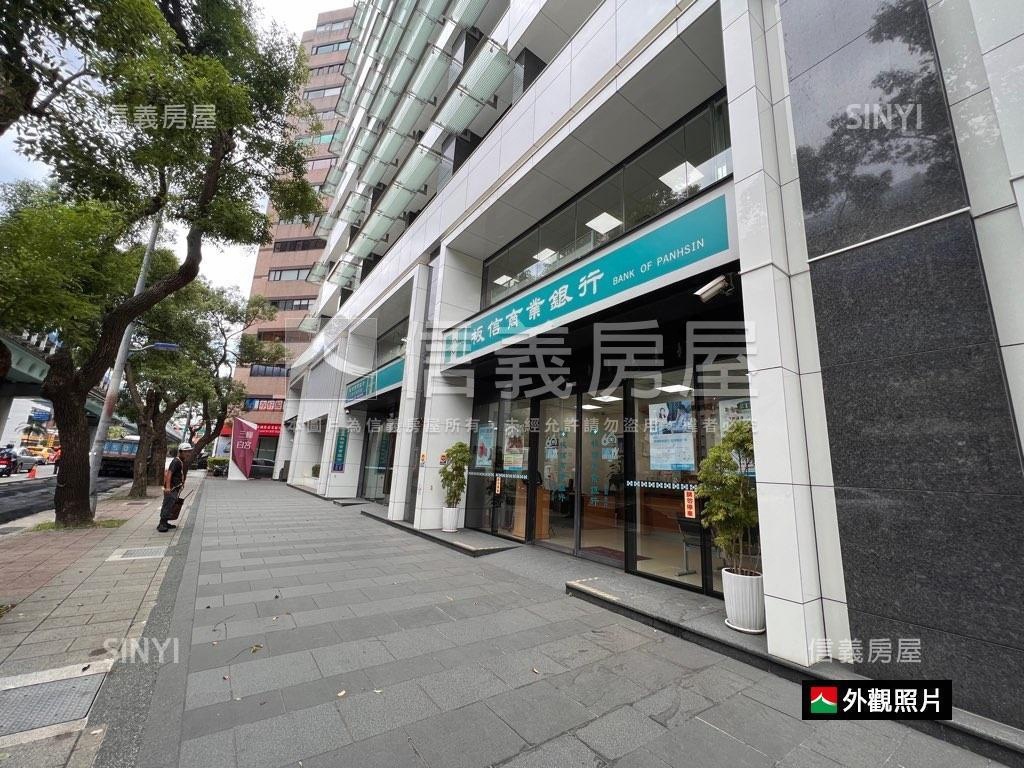 捷運旁三輝白宮金庫店面房屋室內格局與周邊環境