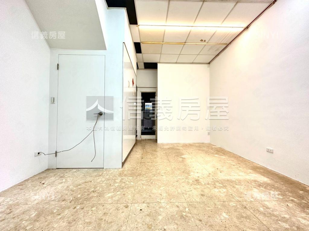 自由市場旁極美樓店房屋室內格局與周邊環境