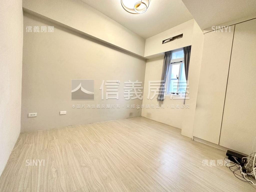 自由市場旁極美樓店房屋室內格局與周邊環境