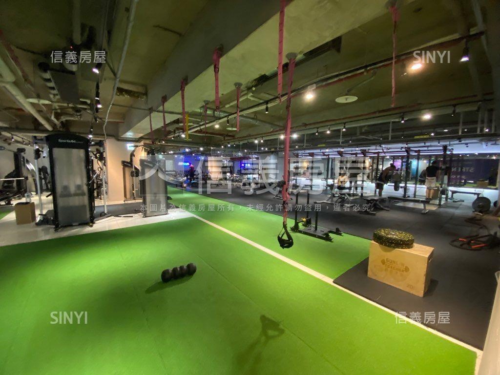 信義路獨立梯高效店辦房屋室內格局與周邊環境