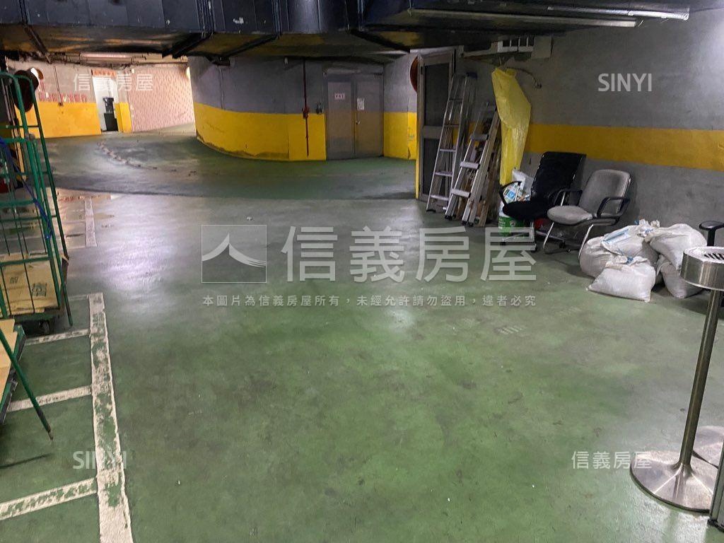 信義路獨立梯高效店辦房屋室內格局與周邊環境