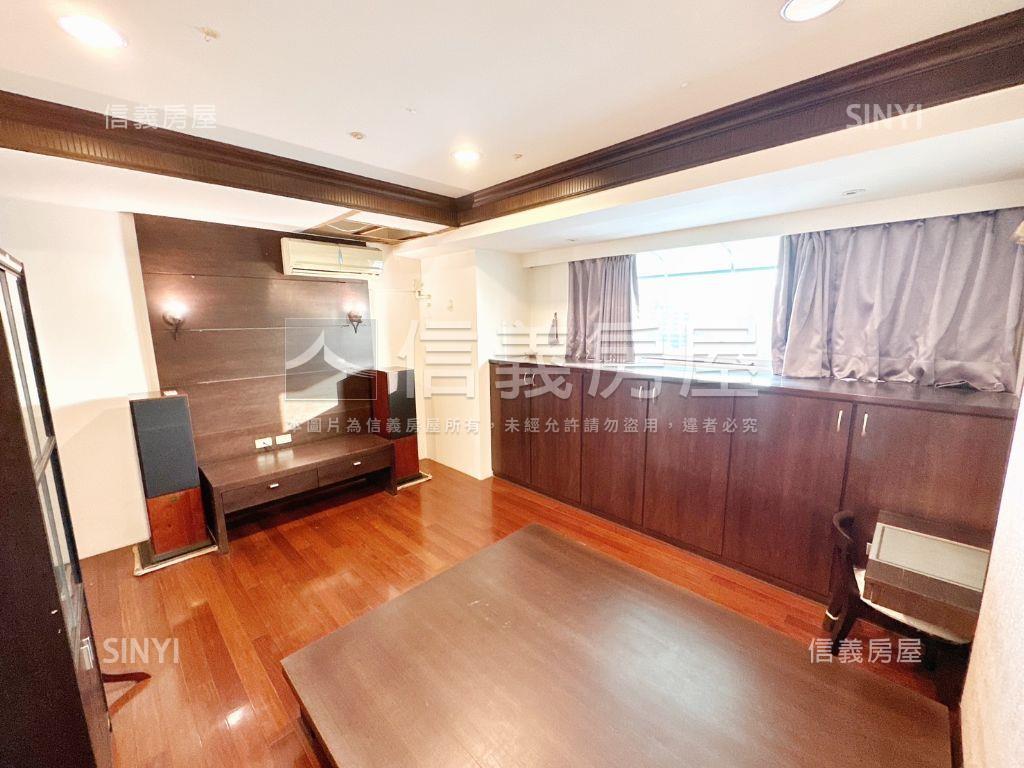 近道明正樓中樓４房平車房屋室內格局與周邊環境