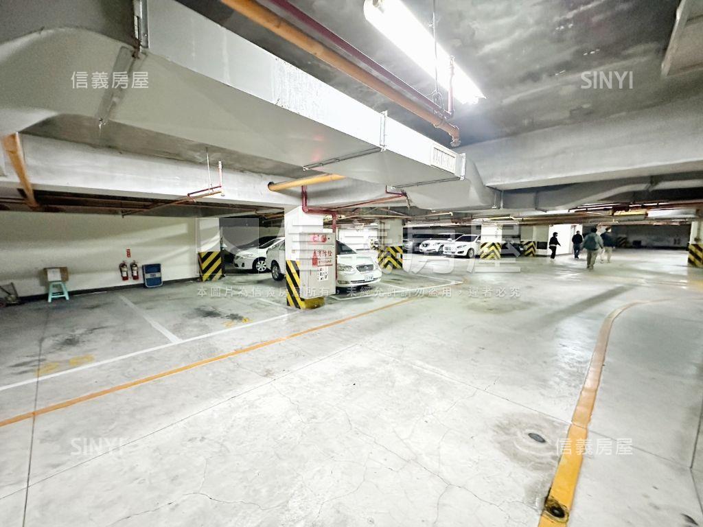 近道明正樓中樓４房平車房屋室內格局與周邊環境