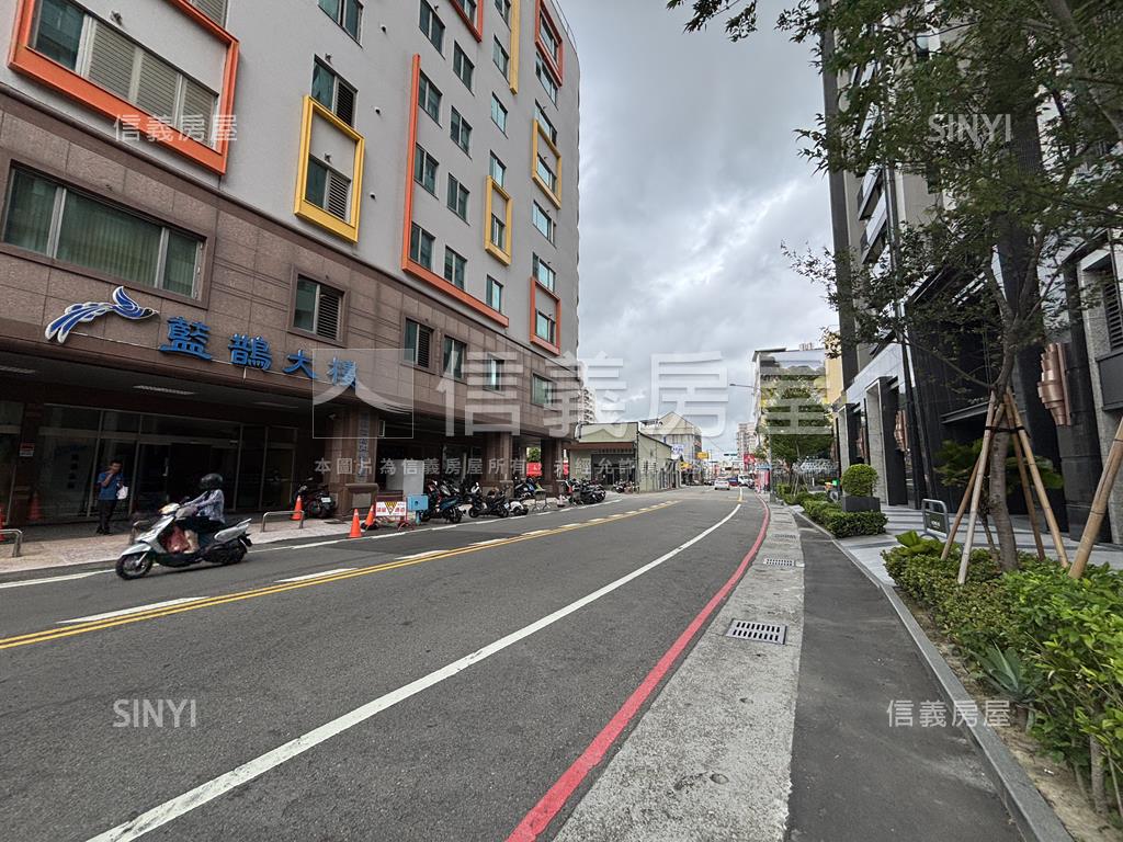 沐微風面寬約９米寬角店房屋室內格局與周邊環境