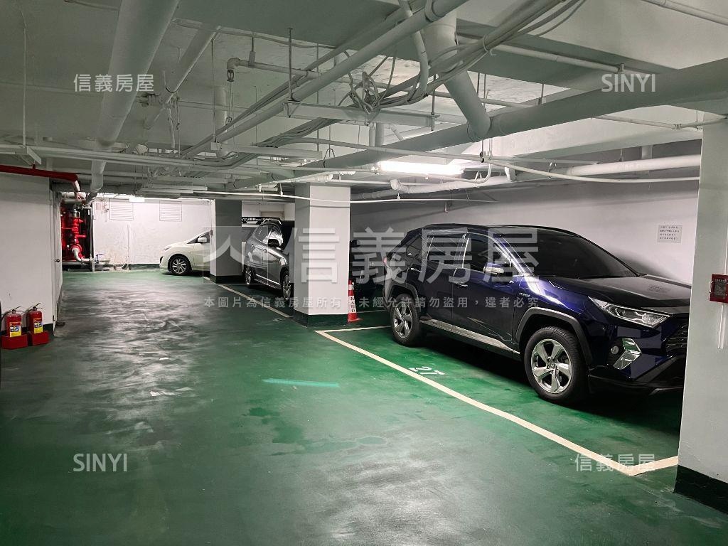 近欣欣大眾人潮金店房屋室內格局與周邊環境