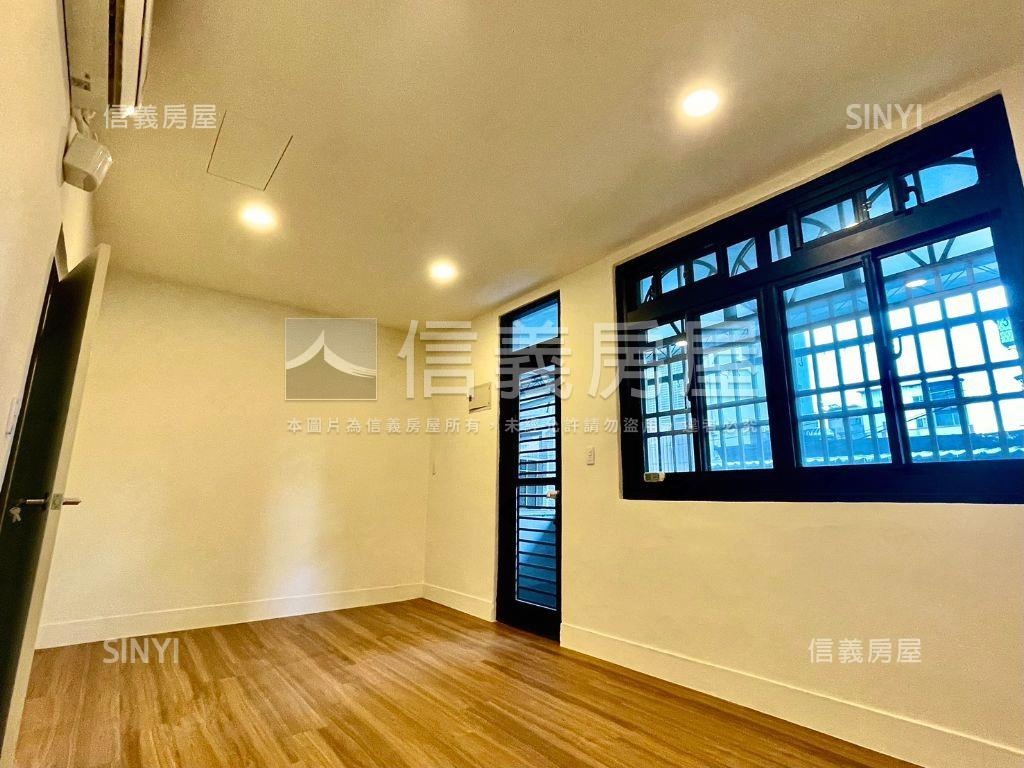 面寬約５米前後臨活路別墅房屋室內格局與周邊環境