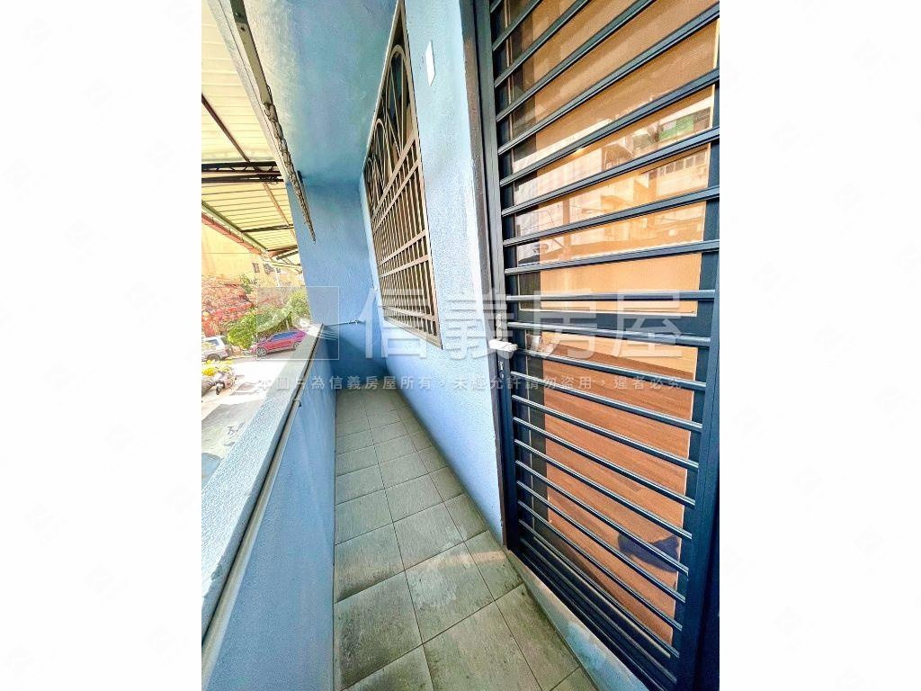 面寬約５米前後臨活路別墅房屋室內格局與周邊環境