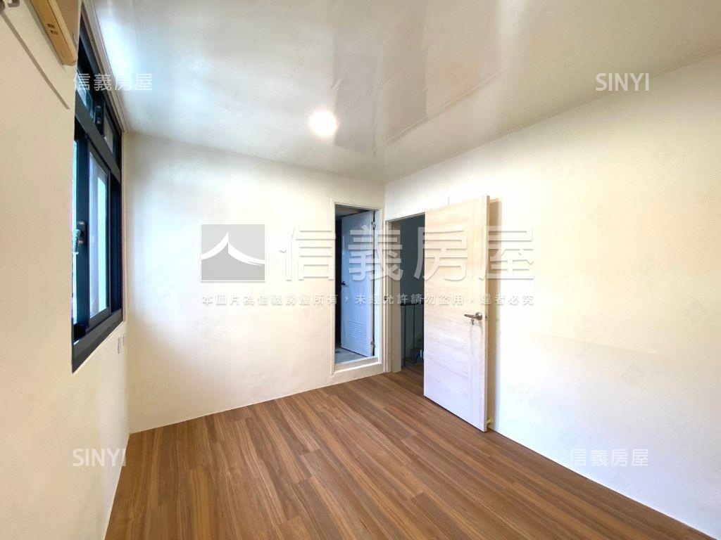 面寬約５米前後臨活路別墅房屋室內格局與周邊環境