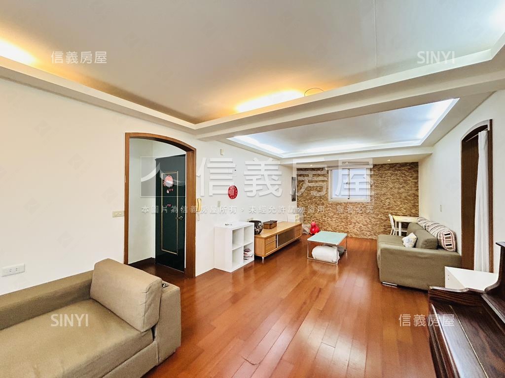 民生街四面採光黃金三樓房屋室內格局與周邊環境