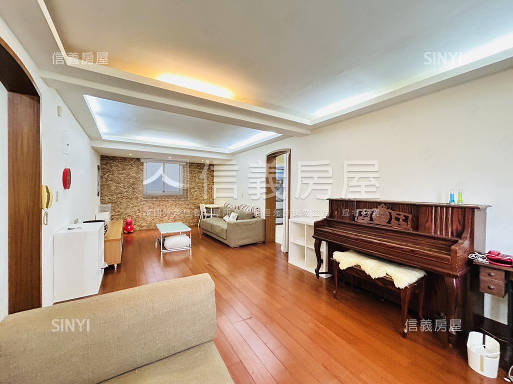 民生街四面採光黃金三樓房屋室內格局與周邊環境