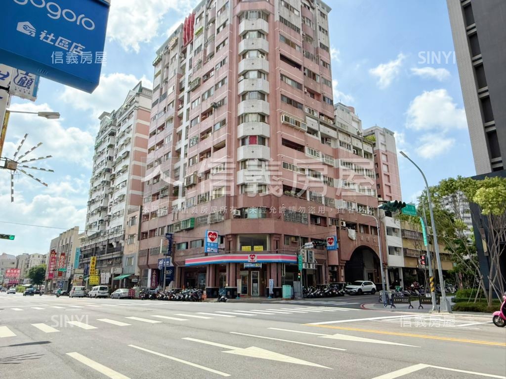專！太原路大面寬黃金角店房屋室內格局與周邊環境