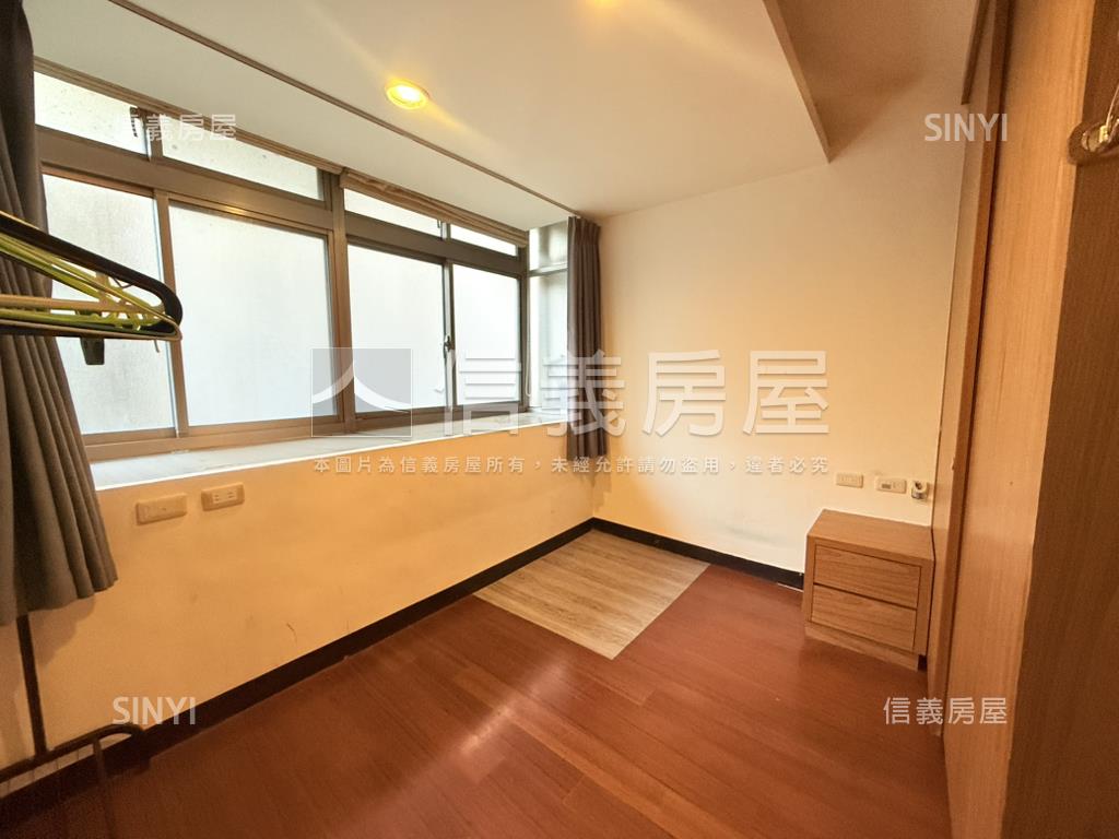 近捷運溫馨生活美宅房屋室內格局與周邊環境