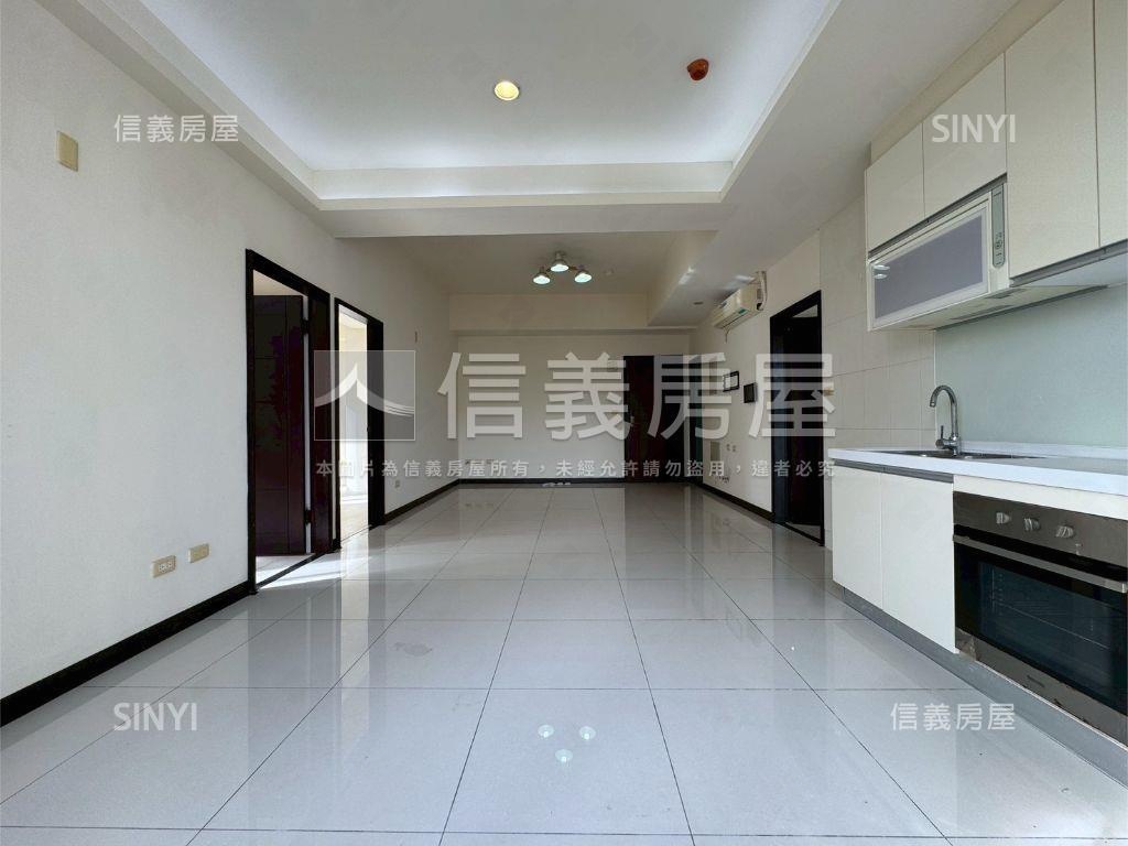 Ｒｏｏｍ１８優質三房車位房屋室內格局與周邊環境