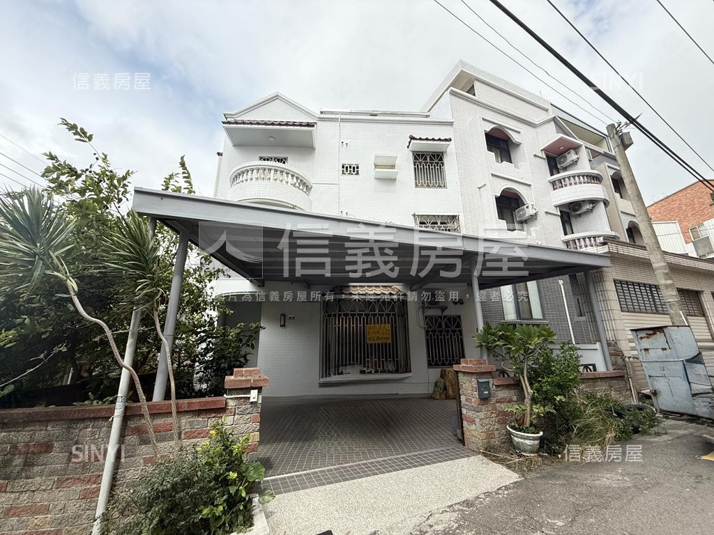 大甲區角間透天面寬９米房屋室內格局與周邊環境