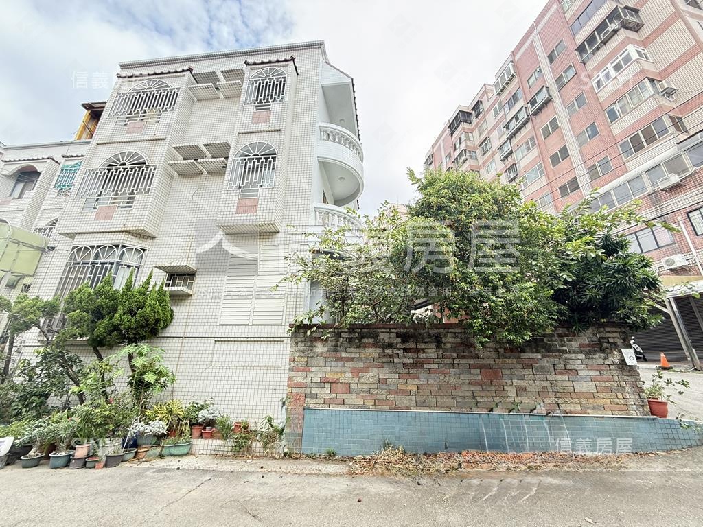 大甲區角間透天面寬９米房屋室內格局與周邊環境