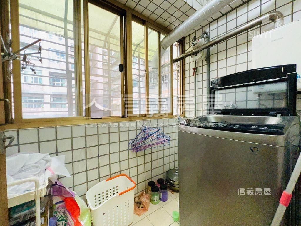 雙捷運邊間高樓大三房房屋室內格局與周邊環境