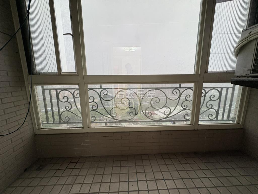 伯爵晶鑽景觀大戶房屋室內格局與周邊環境
