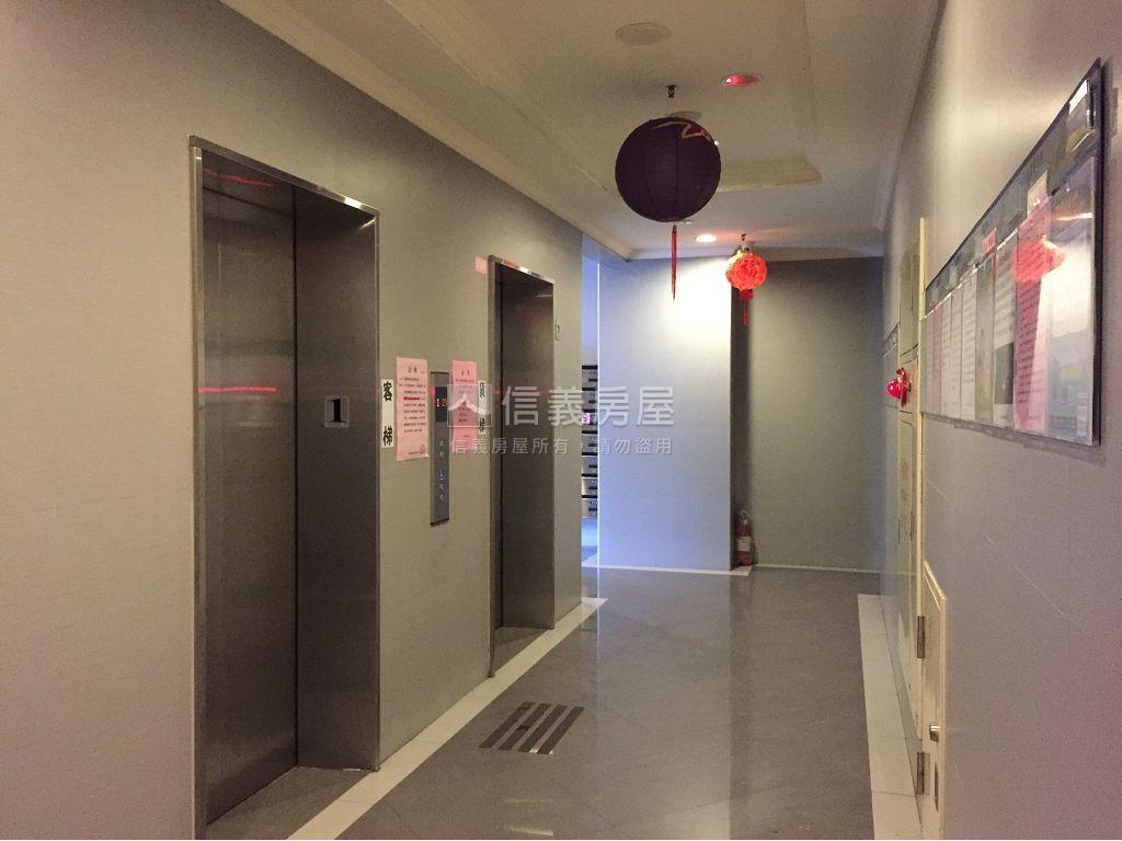 伯爵晶鑽景觀大戶房屋室內格局與周邊環境