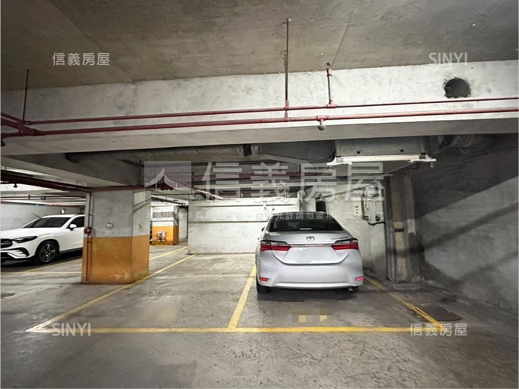 中興商圈世電獨立產權車位房屋室內格局與周邊環境