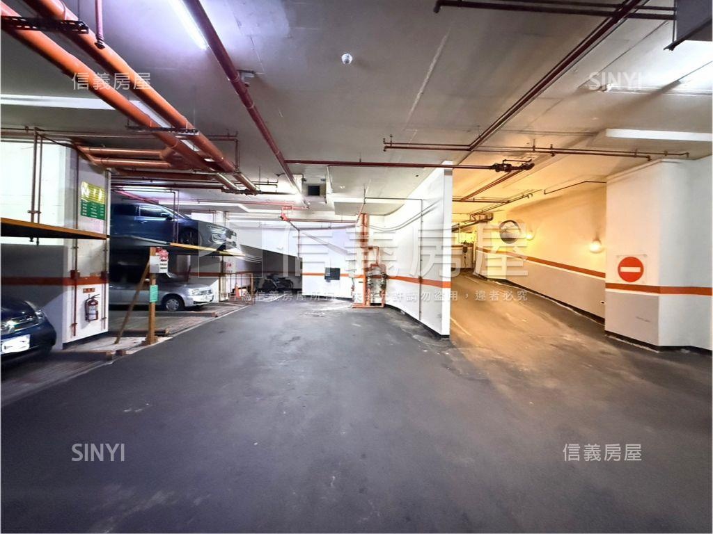 學士會館美房附雙車位房屋室內格局與周邊環境