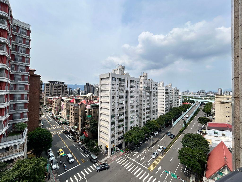 【國美新美館】美景邊間房屋室內格局與周邊環境