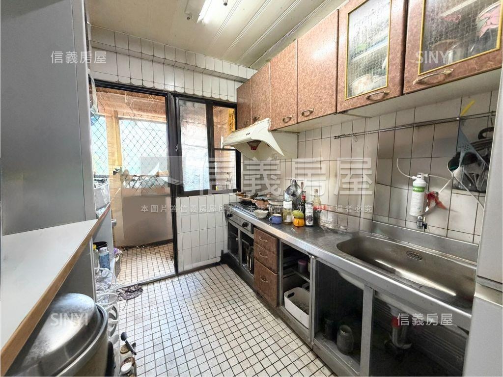 大湖國宅經典三房房屋室內格局與周邊環境