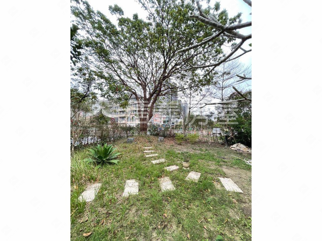 高鐵佰坪獨棟豪墅房屋室內格局與周邊環境