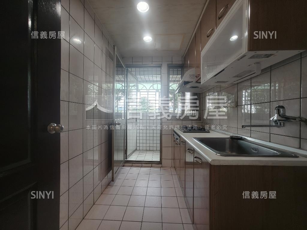 揚明福星社區稀有釋出三房房屋室內格局與周邊環境