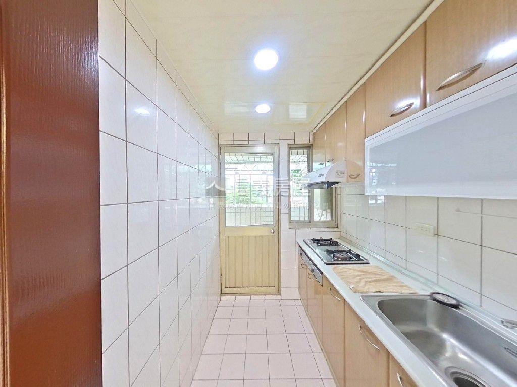 揚明福星社區稀有釋出三房房屋室內格局與周邊環境