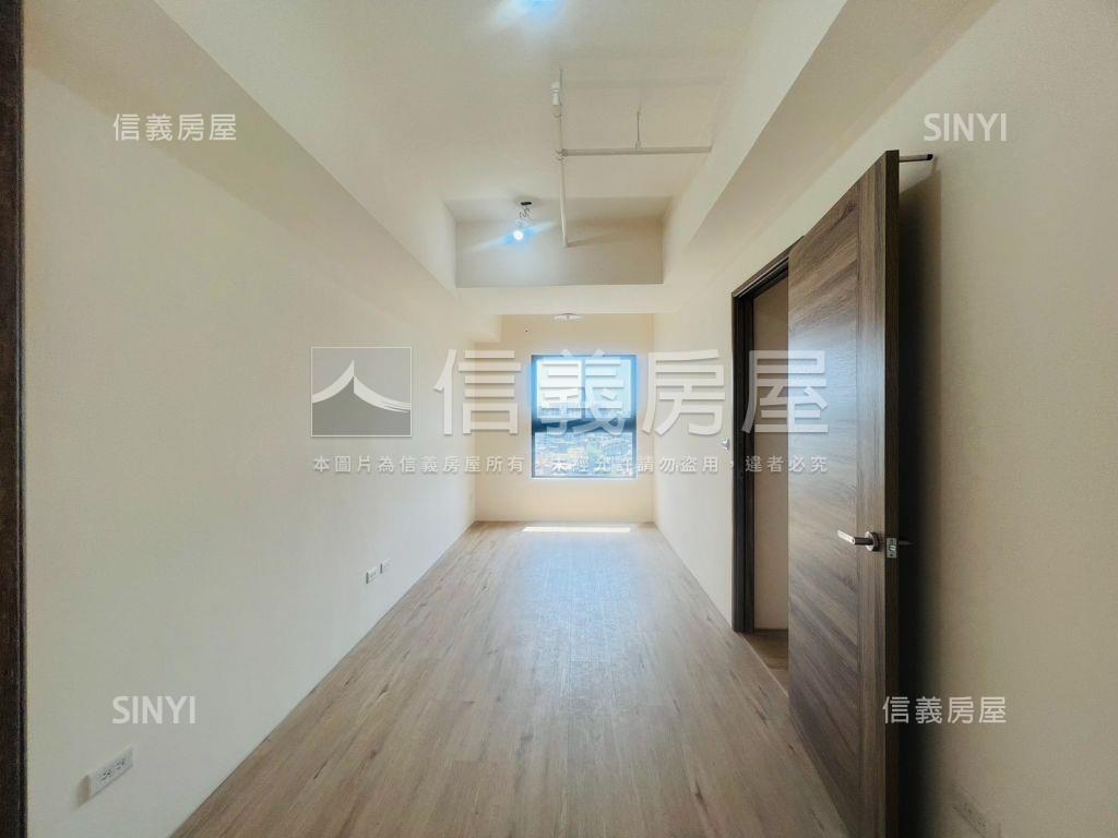 順世代兩房全新未住視野戶房屋室內格局與周邊環境
