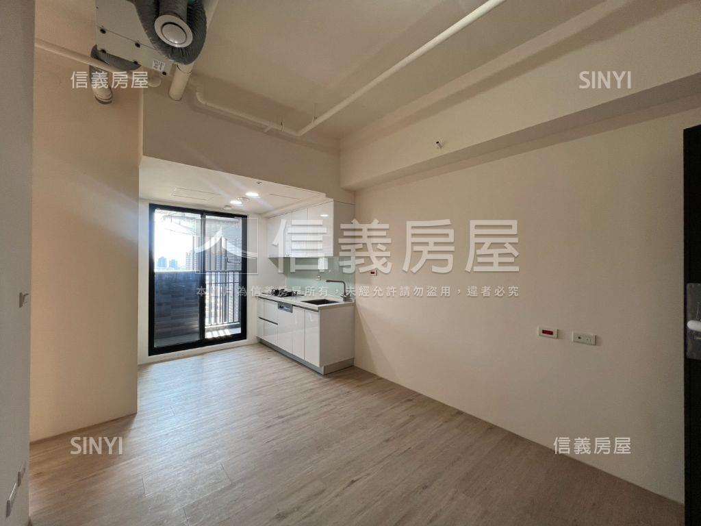 順世代兩房全新未住視野戶房屋室內格局與周邊環境