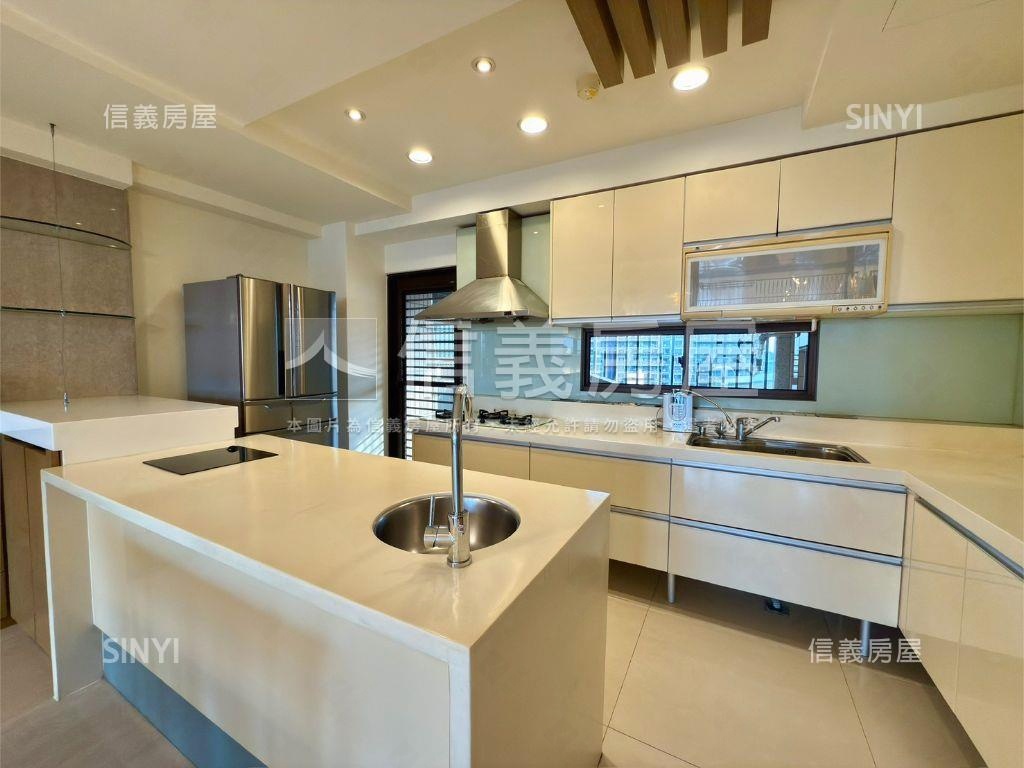 成功學區景觀大器四房房屋室內格局與周邊環境