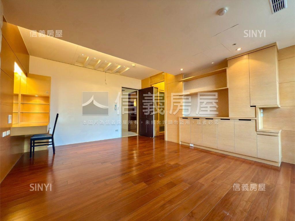 成功學區景觀大器四房房屋室內格局與周邊環境