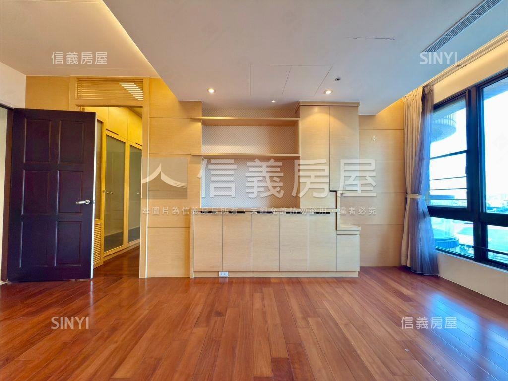 成功學區景觀大器四房房屋室內格局與周邊環境