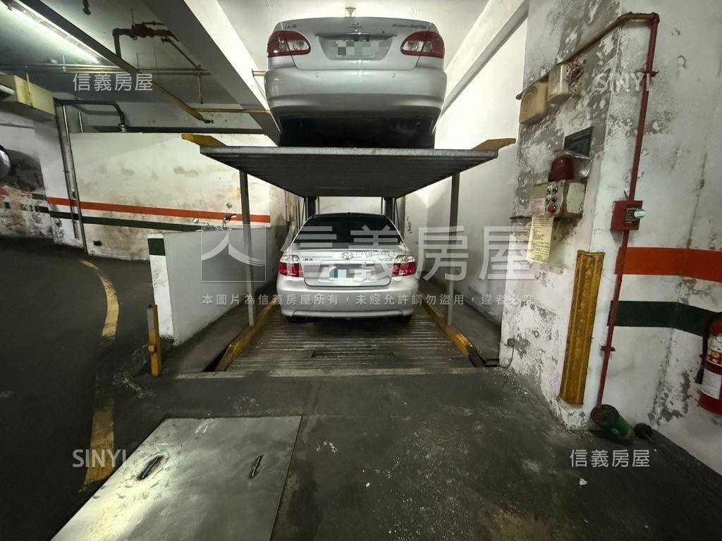 專任！美視野高樓兩房車位房屋室內格局與周邊環境