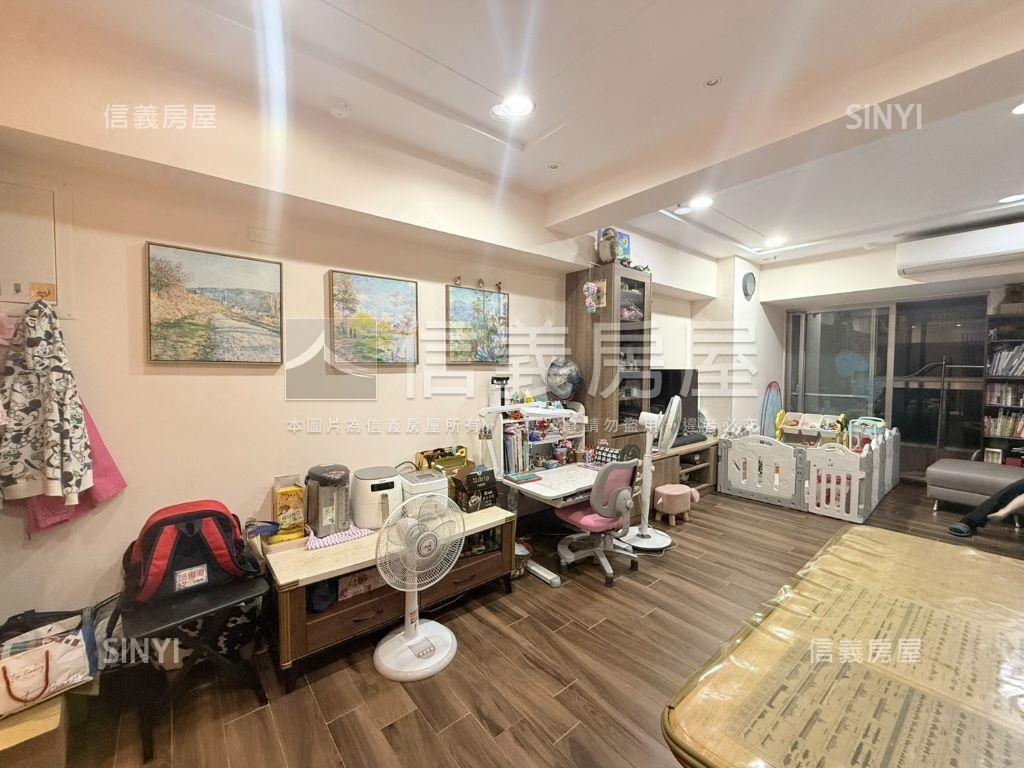 明日帝國溫馨三房房屋室內格局與周邊環境