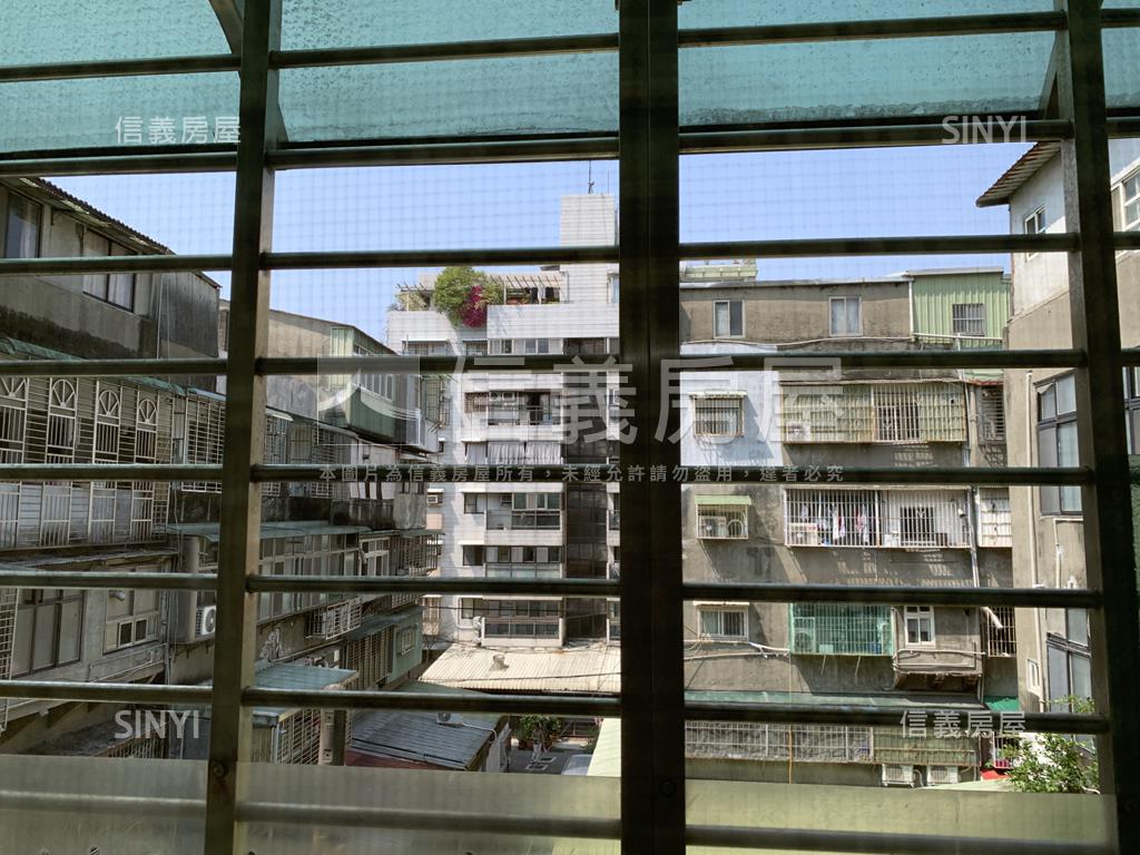 光興國小方正公寓房屋室內格局與周邊環境