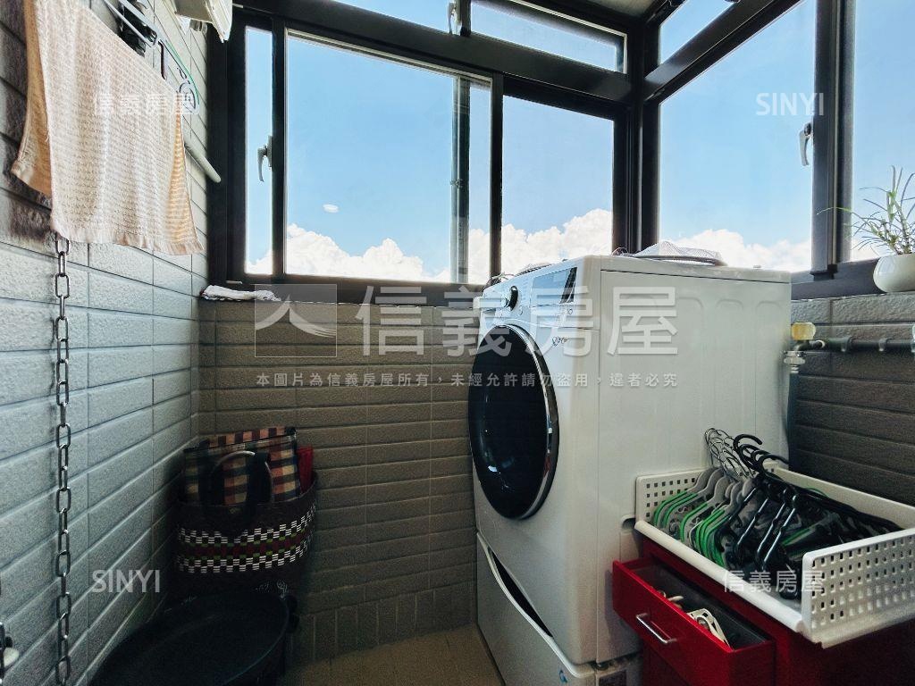 美樹館裝潢附坡平車位房屋室內格局與周邊環境