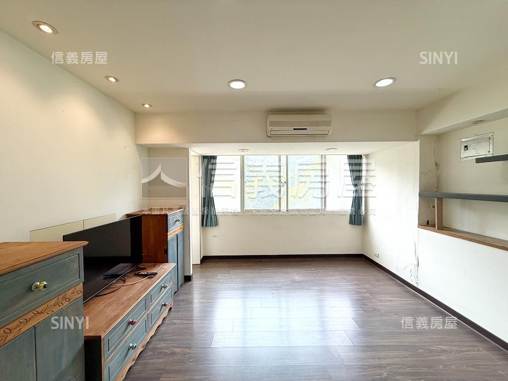 泉之鄉獨家山景裝潢美屋房屋室內格局與周邊環境